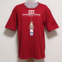 赤くまTシャツ