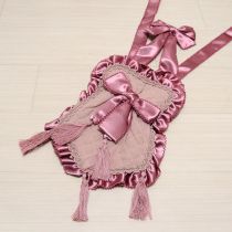 ピンクサテン使いキルティング瓢箪ポシェット