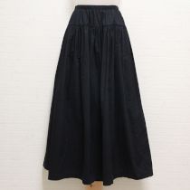 黒ギャザースカート