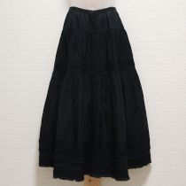 黒ピコフリルローンスカート