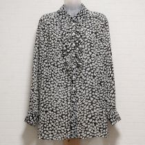 黒系ハートロゴシフォンブラウス
