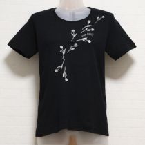 黒チューリップ刺繍Tシャツ【M】