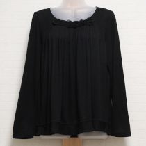 黒花モチーフ付きカットソー【9号】