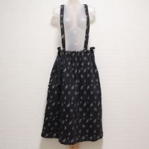 黒モノグラムデニム吊スカート