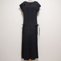 黒カメリアフロッキー付きカットソーワンピース