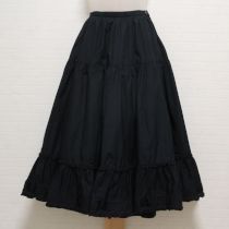 黒倒しタックスカート
