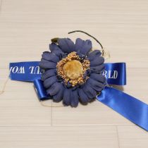 ブルー雛菊コサージュ