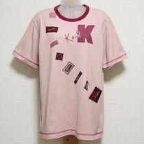 ピンクロゴパッチTシャツ