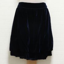 紺ベロアバルーンスカート