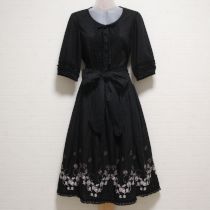 黒花刺繍ローンワンピース【9号】