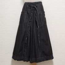 黒エンブレム刺繍デニムラップワイドパンツ