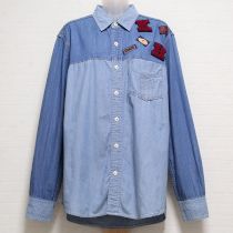 青ロゴパッチ付きシャンブレーシャツ【4(L)】