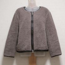 グレージュシャギークルージャケット