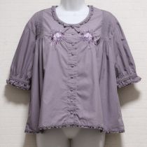 パープル刺繍入りローンブラウス