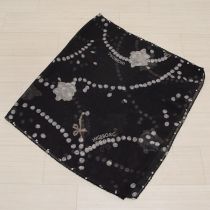 黒ホロ付きカメリアパールストール
