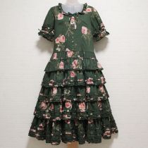 グリーン薔薇柄段々ワンピース