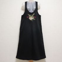 黒アイビーマーガレットジャンパースカート