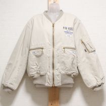 グレージュロゴブルゾン