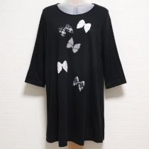 黒リボンアップリケチュニックカットソー