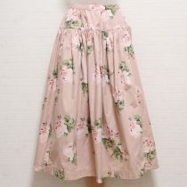 ピンク薔薇柄スカート