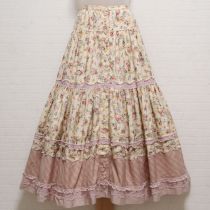 生成×ピンク小花柄パッチワークスカート
