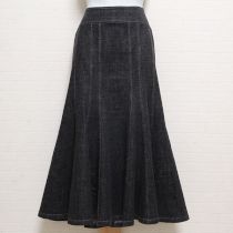 黒花刺繍入りデニムスカート【M】