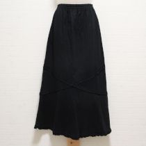 黒フリル使いカットソースカート