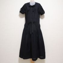 黒ピンタックワンピース