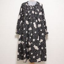 黒雛菊テディプリントミディワンピース