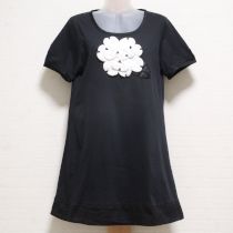 黒カメリアモチーフロングTシャツ【4(11号)】