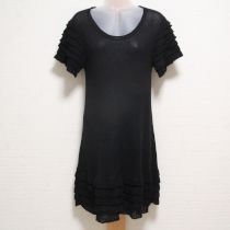 黒麻ブレンド段々フリル編みニットチュニック