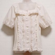 生成鈴蘭刺繍ローン使いカットソー【L】