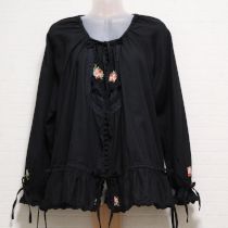 黒メアリーローズ刺繍入りブラウス