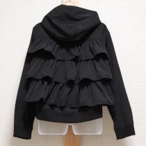 黒バックフリルフード付きブルゾン【4(L)】