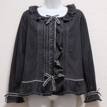 黒フリル使いストレッチデニムオーバーブラウス