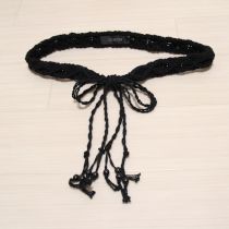 黒ケーブル編みループベルト