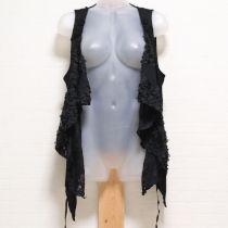 黒フラワーレースカットソージレ