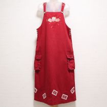 赤ジャム瓶刺繍サロペットスカート