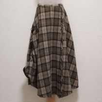 茶系チェック巻スカート