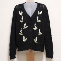 黒鈴蘭モチーフ模様編みカーディガン