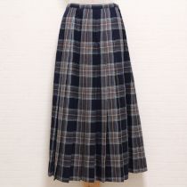 紺系タータンチェックプリーツスカート