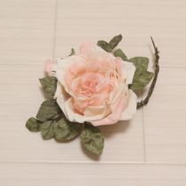 ピンク薔薇グラデーションコサージュ
