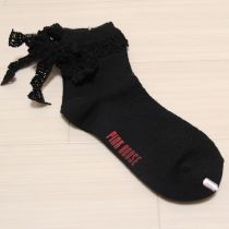黒フリルリボン付き針抜きソックス