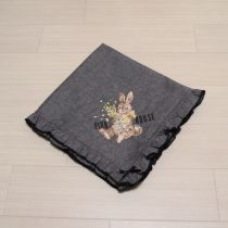 黒ミミモザラビット刺繍ストール