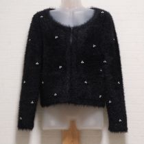 黒ビジュー使いシャギーカーディガン