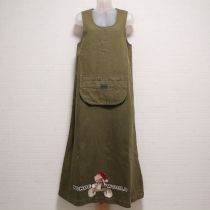 カーキサンタクロース刺繍デニムジャンパースカート