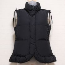 黒リボンダウンベスト
