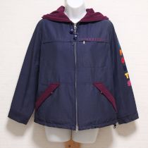 紺ロゴ刺繍ブルゾン