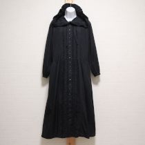 黒ピンタックフード付きワンピース