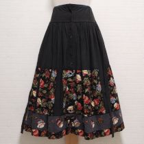 黒ジャム瓶pt刺繍スカート